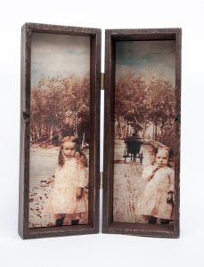 Muisto - Aino ja Aune, encaustic photo & puulaatikko, 33 x 10,5 x 10,5 cm, 2016